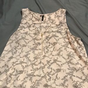 Light pink floral tank top blouse